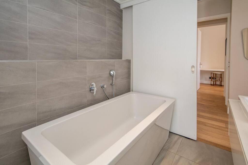 Apartment 2201 Pullman 3 Bedroom Penthouse Cape Town
